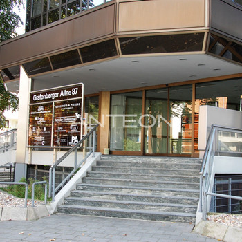 S-Bahn direkt vor Tür | Klimasplitgeräte | Ausbau nach Mieterwunsch