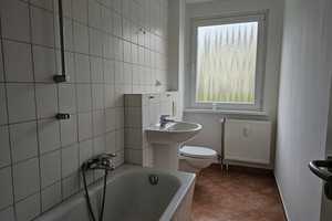 3-Zimmer-Wohnung mit Loggia und GARTEN, Niedrigenergiehaus, Einbauküche – Lütthörn 12, 24340 Rendsburg-Eckernförde (Kreis) – Vorschaubild 12
