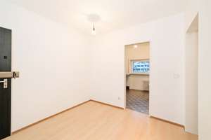 Property thumbnail 7