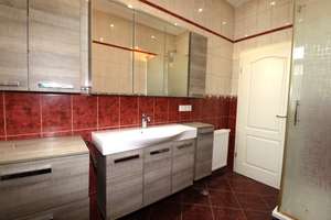 NEU-Altbauwohnung mit hohen Decken  und viel Platz zum Wohnen! – Die vollständige Adresse der Immobilie erhältst du vom Anbieter., 85057 Nordwest, Ingolstadt – Vorschaubild 13