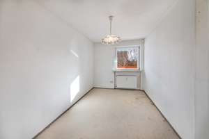 Helle 3-Zi.-Wohnung mit Loggia und weitläufigem Blick ins Grüne in Großhadern - Blumenau – Wastl-Witt-Str. 38, 80689 Blumenau, München – Vorschaubild 7