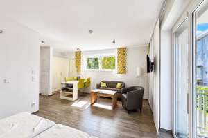 Die perfekte erste (Kapitalanlage-)Wohnung I TOP-Zustand I Balkon I Küche I sichere Einnahmen – Erich-Thilo-Str. 1, 12489 Adlershof, Berlin – Vorschaubild 2