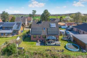 Feldnähe trifft modernen Wohnkomfort: Energieeffizientes Einfamilienhaus mit viel Platz – Die vollständige Adresse der Immobilie erhältst du vom Anbieter., 24598 Latendorf – Vorschaubild 25