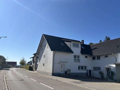 Renditeobjekt in Niederstaufen - 3 Wohneinheiten, voll vermietet und modernisiert