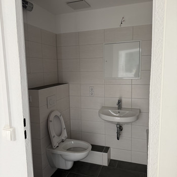 Geräumige 5-Zimmer-Wohnung in Schwerin