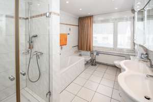 Einfamilienhaus mit XXL Grundstück – Die vollständige Adresse der Immobilie erhältst du vom Anbieter., 40627 Unterbach, Düsseldorf – Vorschaubild 7