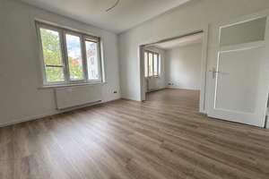 Erstbezug nach Sanierung: 3-Zimmerwohnung mit Balkon und Einbauküche! – Podbielskistraße 172, 30177 List, Hannover – Vorschaubild 2