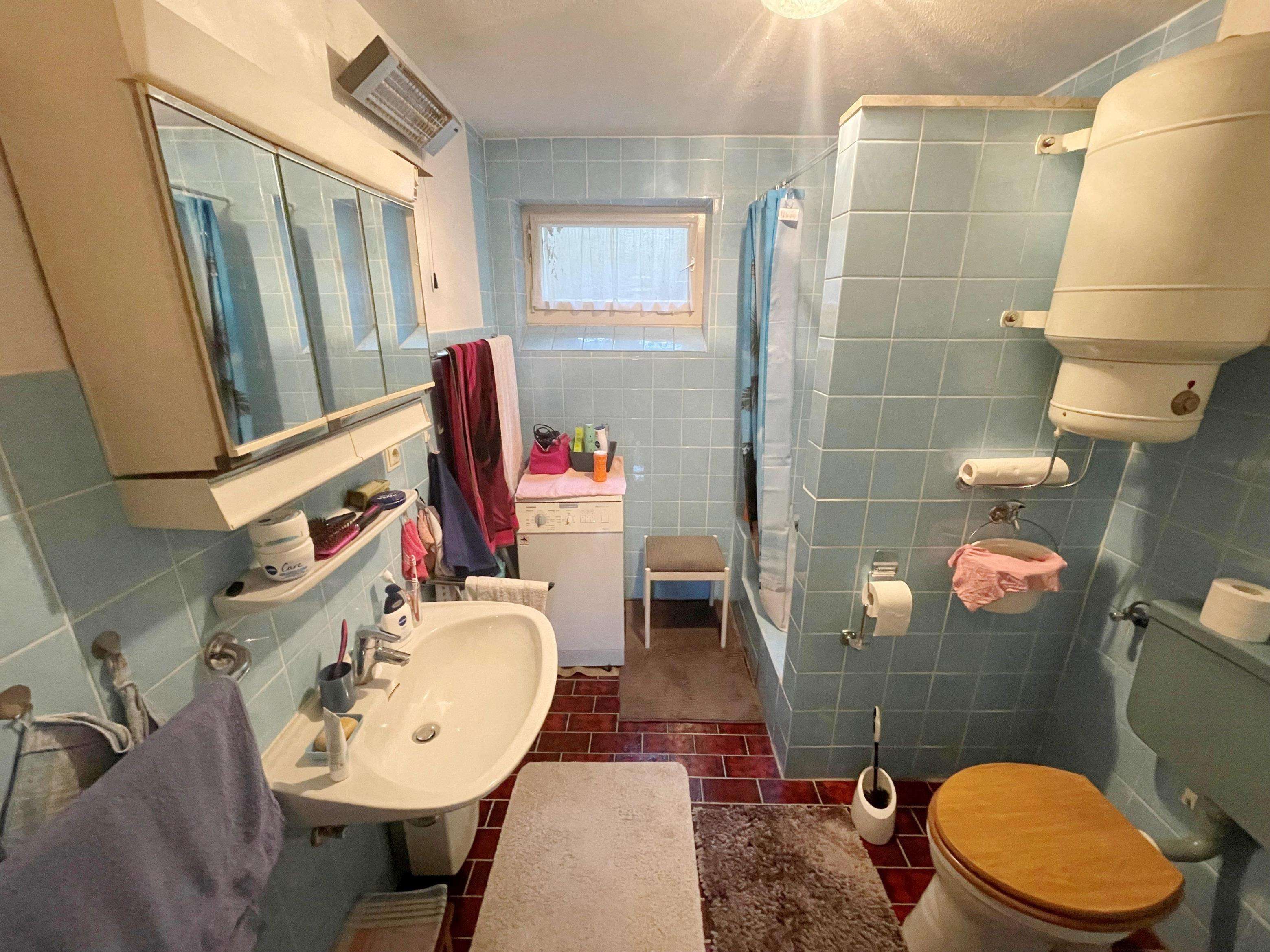 Immobilie in Hasel - Großzügiges Haus sucht Ihre Ideen zur neuen Nutzung - Bild 7