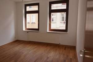 Geräumige Wohnung mit Balkon Nähe Elisabeth KH – Herwarthstr. 40, 45138 Südostviertel, Essen – Vorschaubild 6