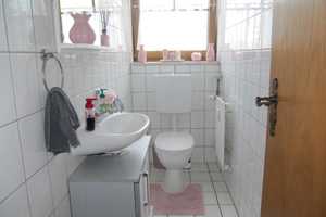 Zweifamilienhaus mit großen 4 1/2-Zimmer-Wohnungen in zentrumsnaher Lage von Mainburg – Kelheim (Kreis) – Vorschaubild 5