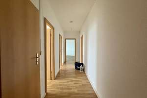 Wollen Sie hoch hinaus? Großzügige 3-Raum-Wohnung mit Ausblick – Johann-Richter-Straße 1, 9122 Morgenleite, Chemnitz – Vorschaubild 2