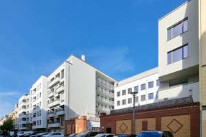 Helle 3-Zimmer Wohnung mit Balkon in Friedrichshain – Rigaer Straße 72, 10247 Friedrichshain, Berlin – Vorschaubild 1