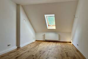 Traumhafte DG-Wohnung: Moderne Einbauküche, hochwertiger Parkett & Tageslichtbad – Weststraße 62, 9112 Kaßberg, Chemnitz – Vorschaubild 6