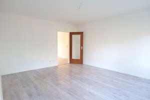 Modernisierte 3-Zimmer Balkonwohnung in Seeberg-Süd! – Die vollständige Adresse der Immobilie erhältst du vom Anbieter., 50769 Seeberg, Köln – Vorschaubild 3