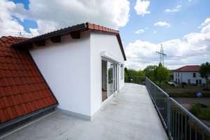 3-Raum-Dachgeschosswohnung mit umlaufender Dachterrasse in Münchenroda – Die vollständige Adresse der Immobilie erhältst du vom Anbieter., 7751 Münchenroda / Remderoda, Jena – Vorschaubild 18