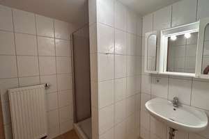 Großzügiges Einfamilienhaus (7 Zim., 230 m²) mit Kaiserberge-Blick, Glasfaser, 3 Bädern & Kachelofen – Die vollständige Adresse der Immobilie erhältst du vom Anbieter., 73527 Schwäbisch Gmünd – Vorschaubild 31