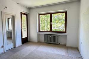 Charmante Altbauwohnung mit Balkon, Garage und großem Gestaltungspotenzial im Essener Südviertel  – Richard-Wagner-Str. 74, 45128 Rüttenscheid, Essen – Vorschaubild 5