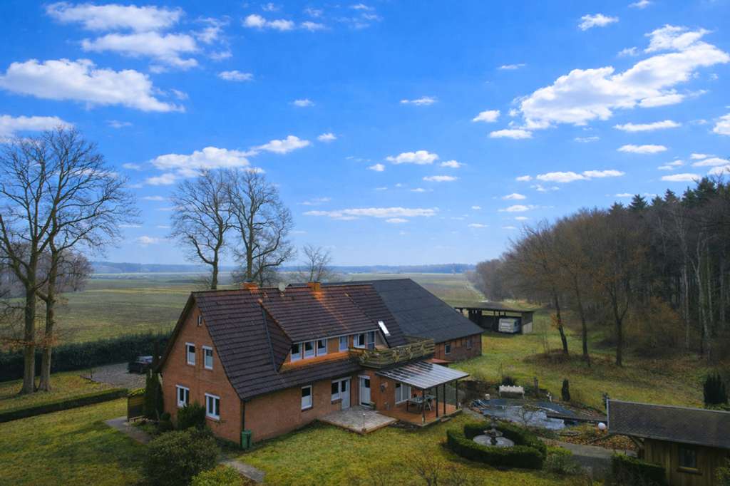 Immobilie in Visbek - Landleben pur in Visbek-Halter – Charmanter Resthof mit viel Platz! - Bild 2