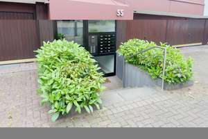 Helle und freundliche Zweizimmer Eigentumswohnung mit Garage in bester Lage von Oberkassel