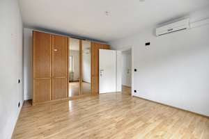 Exklusives Atriumhaus in begehrter Lage von Urdenbach! – Die vollständige Adresse der Immobilie erhältst du vom Anbieter., 40593 Urdenbach, Düsseldorf – Vorschaubild 10