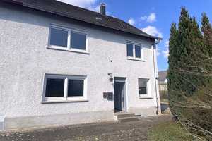 Zweifamilienhaus mit Ausbaupotenzial – Neu-Ulm (Kreis) – Vorschaubild 1
