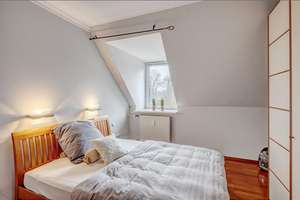 Möbliert: Helle möblierte 2-Zimmer-Wohnung zur Miete – Die vollständige Adresse der Immobilie erhältst du vom Anbieter., 81925 Herzogpark, München – Vorschaubild 4