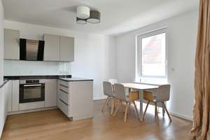 Hochwertig eingerichtete 3-Zimmer-Wohnung im Grünen mit Balkon & Top-Anbindung an BER und Autobahn