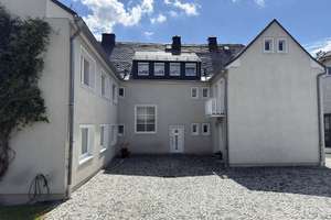 Generationenhaus mit Büro- oder Praxisräume *  ca. 400 qm Fläche – Die vollständige Adresse der Immobilie erhältst du vom Anbieter., 95188 Issigau – Vorschaubild 3