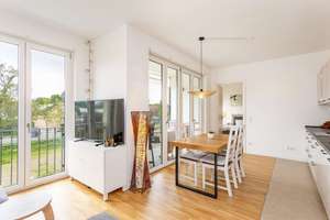 Southwest balcony in Altglienicke – stylish 3-bedroom apartment with comforts and an parking space! – Die vollständige Adresse der Immobilie erhältst du vom Anbieter., 12524 Altglienicke, Berlin – Vorschaubild 6