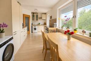 Schöne 4-Zimmer Wohnung mit Garten und Garage in Senden/Ay – Am Schlossblick 10, 89250 Senden – Vorschaubild 3