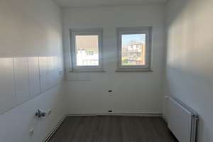Gepflegte 4-Zimmer-Wohnung mit Balkon – Grenadierweg 24, 26129 Haarentor, Oldenburg (Oldenburg) – Vorschaubild 4