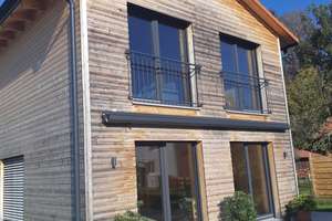 CHIEMGAU - PROVISIONSFREI VON PRIVAT: Modernes Holzhaus (Neubau 2024) auf seltenem Pachtgrundstück – Die vollständige Adresse der Immobilie erhältst du vom Anbieter., 83313 Siegsdorf – Vorschaubild 1
