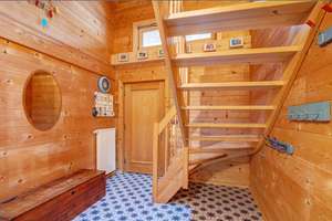 Property thumbnail 12