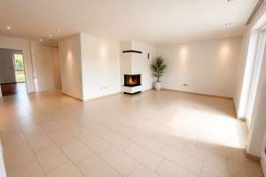 Hochwertige 4-Zimmer-Wohnung mit Terrasse, eigenem Garten und Tiefgaragenstellplatz im begehrten Aac – Die vollständige Adresse der Immobilie erhältst du vom Anbieter., 52066 Burtscheid Steinebrück, Aachen – Vorschaubild 3
