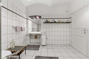 Stilvolles Gründerzeithaus mit 341m² Wohnfläche verteilt auf drei Wohneinheiten im Bonner Zentrum – Die vollständige Adresse der Immobilie erhältst du vom Anbieter., 53111 Bonn-Zentrum, Bonn – Vorschaubild 53