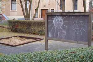 Im Denkmal! Familienwohnung mit klasse Grundriss, Wohn- u. Einbauküche,  Tageslichtbad, AR...! – Schweizstraße 1, 1259 Großzschachwitz, Dresden – Vorschaubild 16