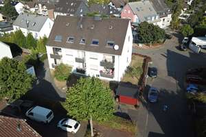 Komplett sanierte, helle und ruhige Souterrain-Wohnung in gepflegtem 9-Familienhaus, provisionsfrei