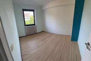 Wo Ruhe auf Stadtnähe trifft- mit sonnigem Südgarten – Die vollständige Adresse der Immobilie erhältst du vom Anbieter., 80689 Blumenau, München – Vorschaubild 8
