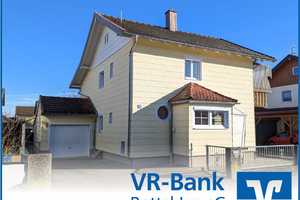**RESERVIERT**Zum Renovieren: Ruhig gelegenes Ein- bis Zweifamilienhaus mit schönem Garten – Ferdinand-Aufschläger-Str. 44, 84359 Rottal-Inn (Kreis) – Vorschaubild 1