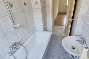 Schöne 2,5 Zimmer Wohnung sucht Mieter – Essener Straße 119, 45899 Gelsenkirchen – Vorschaubild 9