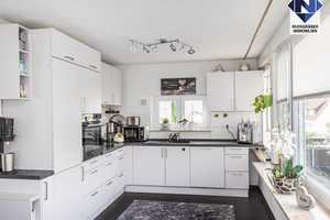 Modernisiertes 2-Familienhaus mit Einliegerwohnung bietet viele Möglichkeiten – Esslingen (Kreis) – Vorschaubild 10