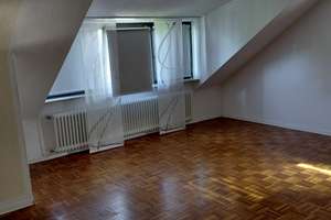 Schöne, helle Dachgeschosswohnung in Koblenz-Rübenach in ruhiger Lage