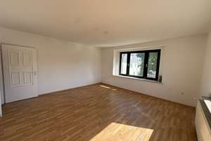 apensio - GEWOHNT GUT -: Zentral, praktisch, gut: 3 ZKB-Alles vor der Tür! – Sieghütter Hauptweg 15, 57072 Siegen, Siegen – Vorschaubild 3