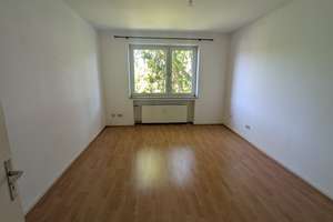 Helle 2 Zimmer Wohnung mit Nähe zum Rhein in Düsseldorf- Oberkassel – Düsseldorfer Str. xx, 40545 Oberkassel, Düsseldorf – Vorschaubild 3