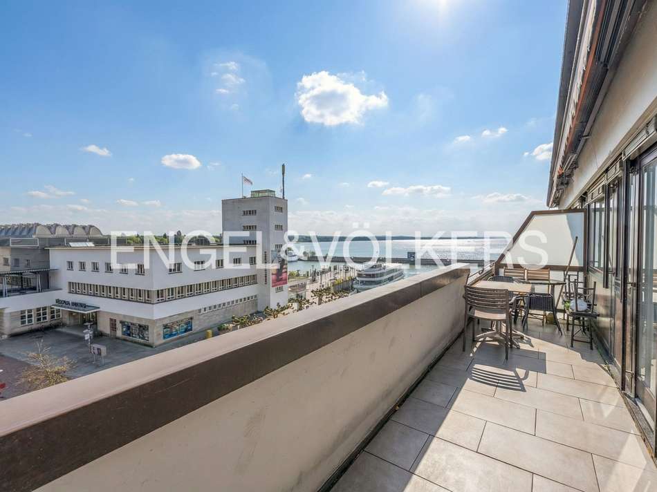 Balkon mit Blick auf den Bo...