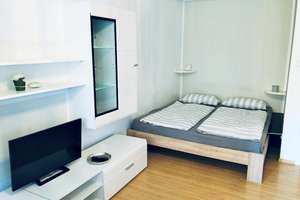 Renoviertes, vollmöbliertes Apartment mit Loggia & EBK im Heusteigviertel - Tandem Garage optional – Immenhoferstr 1, 70180 Lehen, Stuttgart – Vorschaubild 6