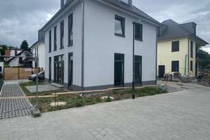Freistehendes Einfamilienhaus als Erstbezug auf eigenem Grundstück zu vermieten 