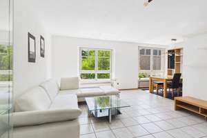 Lichtdurchflutete 2-Zimmer-Wohnung mit Aufzug – urban wohnen in begehrter Innenstadtlage – Die vollständige Adresse der Immobilie erhältst du vom Anbieter., 86152 Jakoberstadt-Süd, Augsburg – Vorschaubild 2
