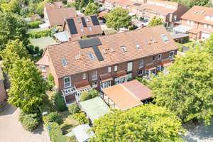 Raum für die ganze Familie- Endreihenhaus mit großem Erker, Teilkeller und ausgebautem Dachgeschoss – Die vollständige Adresse der Immobilie erhältst du vom Anbieter., 21035 Neuallermöhe, Hamburg – Vorschaubild 5