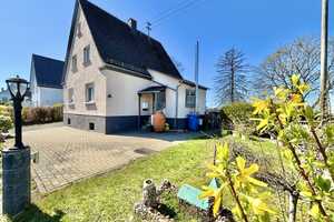 **Schönes Einfamilienhaus mit großem Garten in attraktiver Lage von Gebhardshain** – Altenkirchen (Westerwald) (Kreis) – Vorschaubild 2